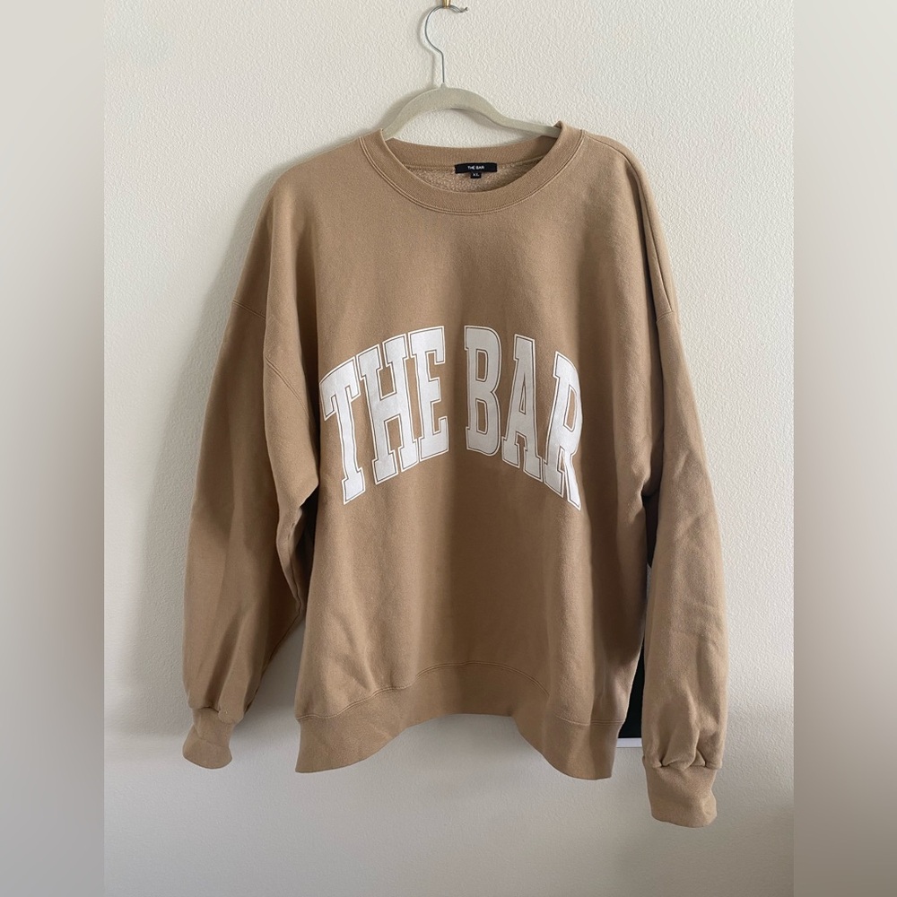 The Bar Varisty Sweatshirt in Beige